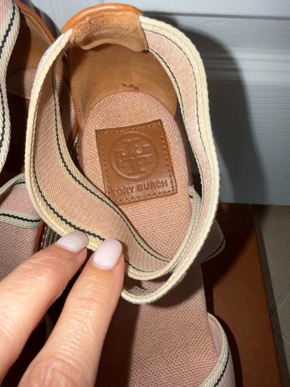 Tory Burch Espadrille Wedge Sandals Blush Pink Size 8.5 - Picture 4 of 11